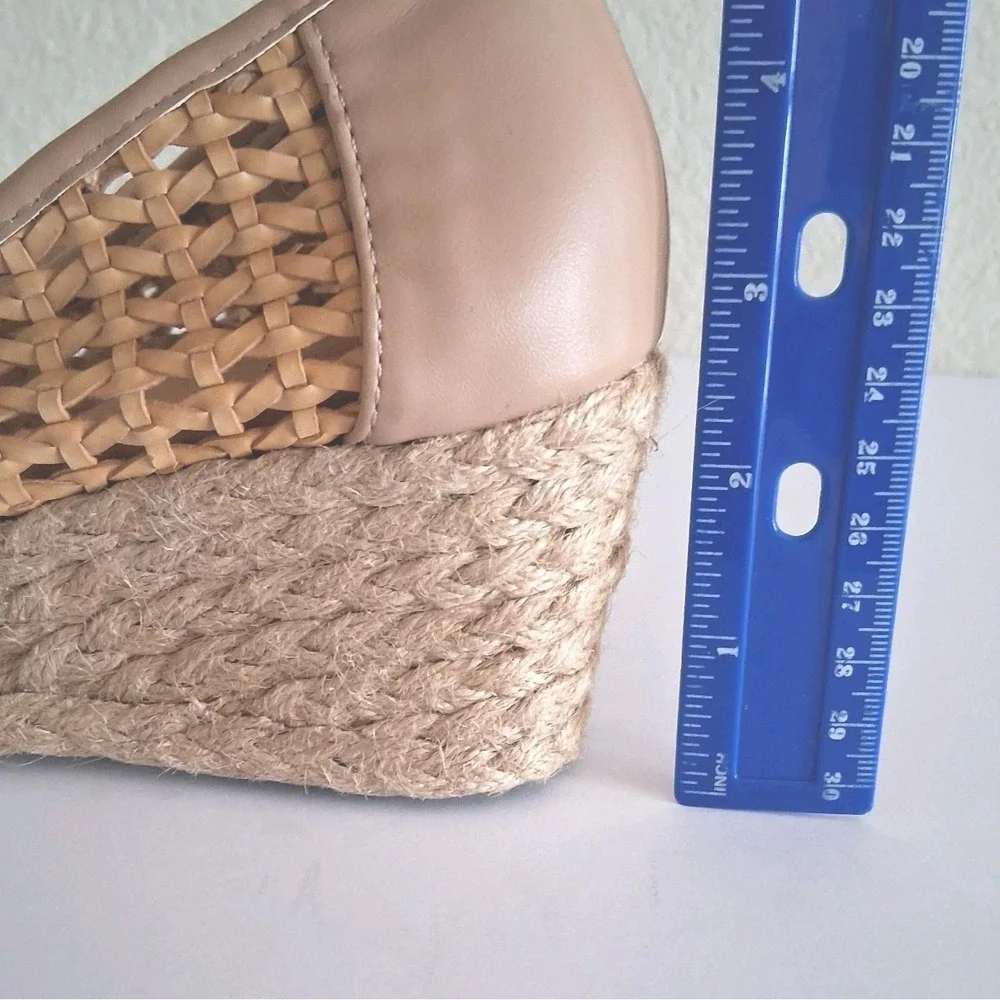 Adrienne Vittadini Wedge Espadrille Peep Toe Pumps 7.5 M Beige Boho Style Shoes